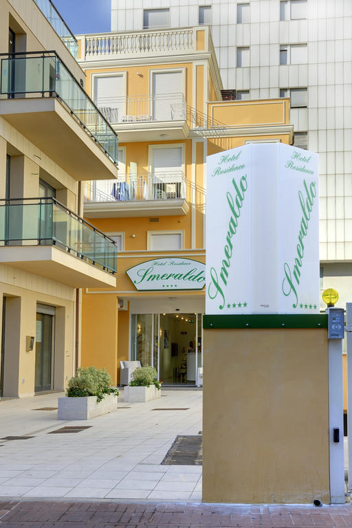 Residence Suite Smeraldo Riccione Exterior photo