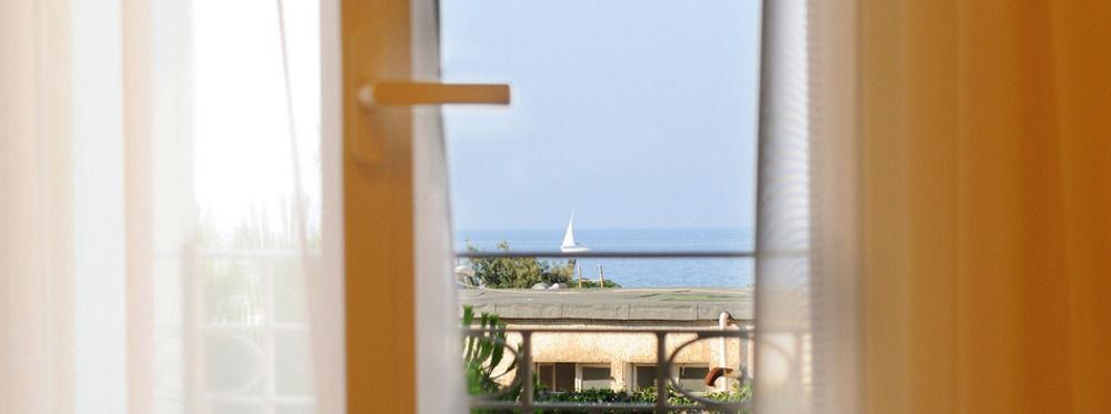 Residence Suite Smeraldo Riccione Exterior photo