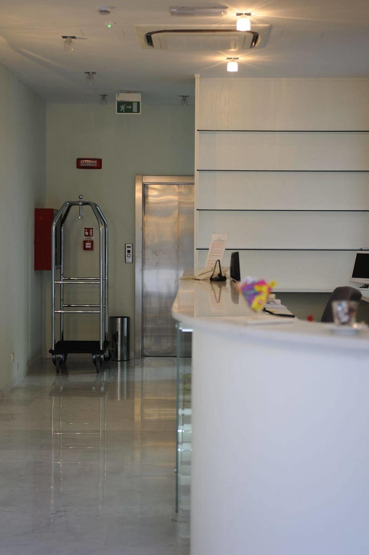 Residence Suite Smeraldo Riccione Exterior photo